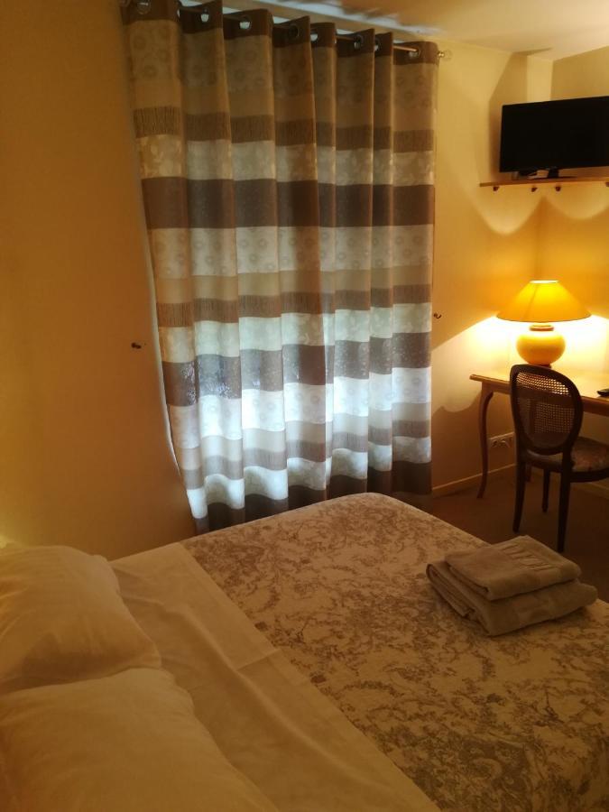 Hotel De La Place Liffol-le-Grand Eksteriør bilde